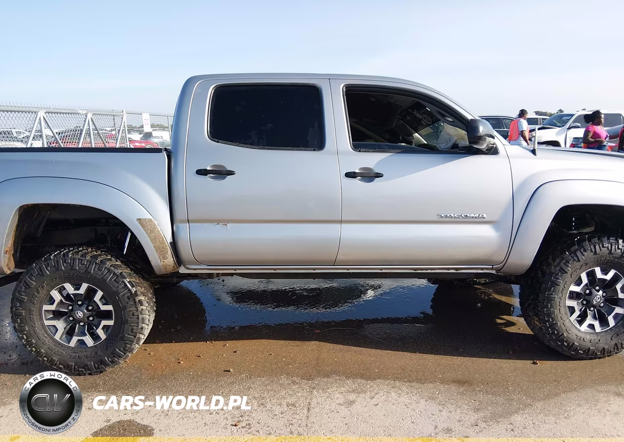 2014 Toyota Tacoma Base V6 VIN:5TFLU4EN8EX087688 - 13