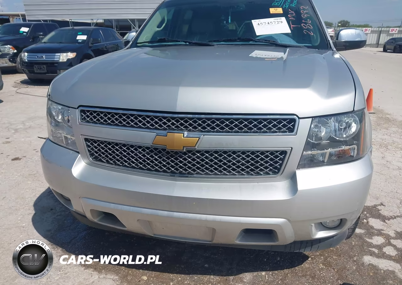 2011 Chevrolet Suburban Ltz VIN:1GNSCKE00BR286992 - 12