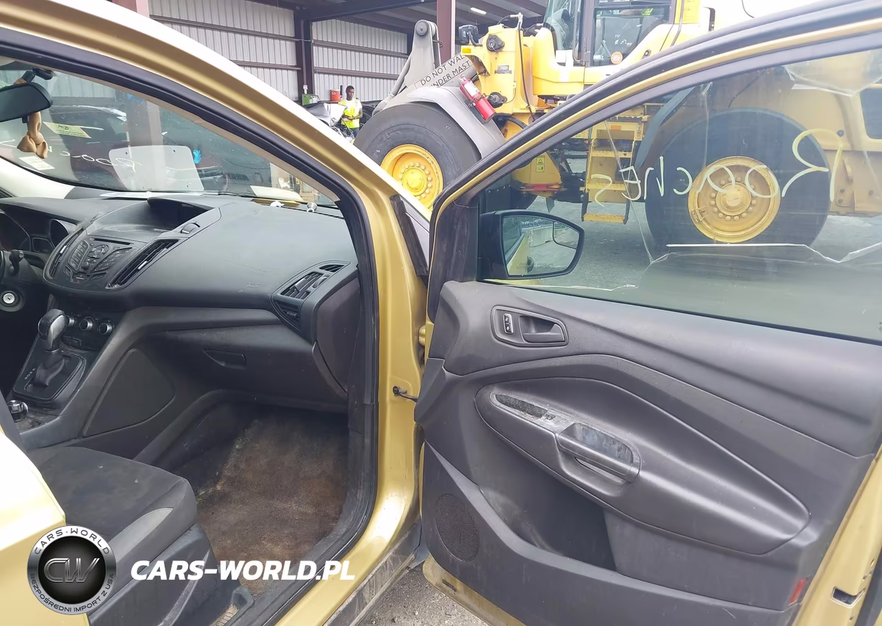 2014 Ford Escape S VIN:1FMCU0F73EUC16720 - 5