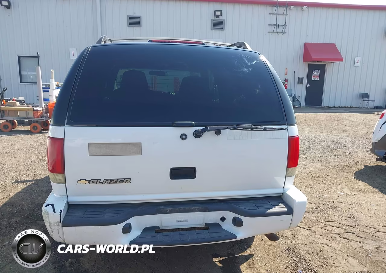 2000 Chevrolet Blazer Ls VIN:1GNDT13W5Y2225214 - 16