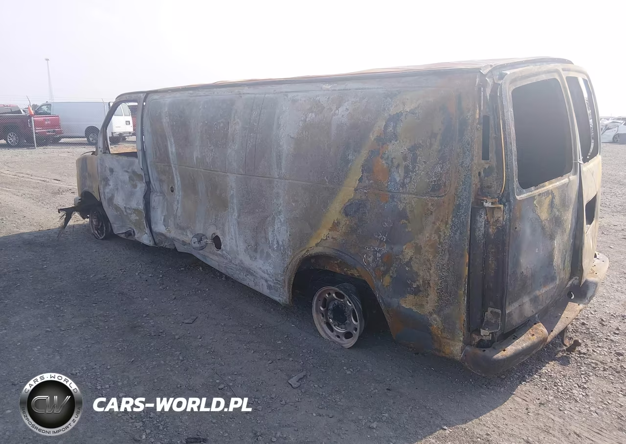 2003 Chevrolet Express Cargo Van VIN:1GCGG29U131178591 - 3