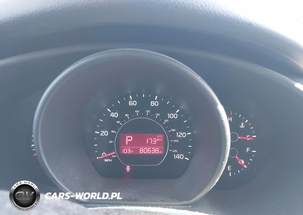 2015 Kia Soul + VIN:KNDJP3A51F7781896 - 7