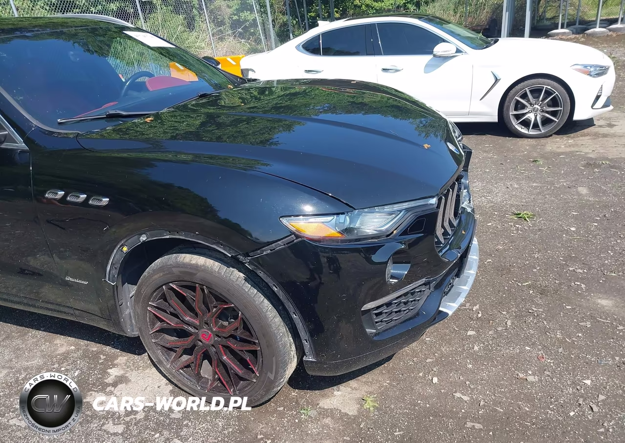 2019 Maserati Levante Granlusso VIN:ZN661XUL4KX325263 - 19