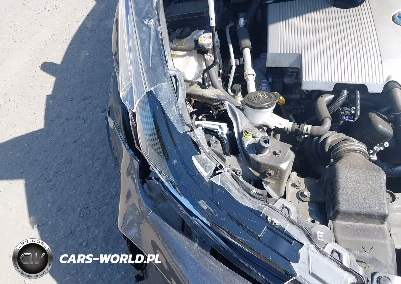 2021 Toyota Prius Le VIN:JTDKAMFU2M3138618 - 12