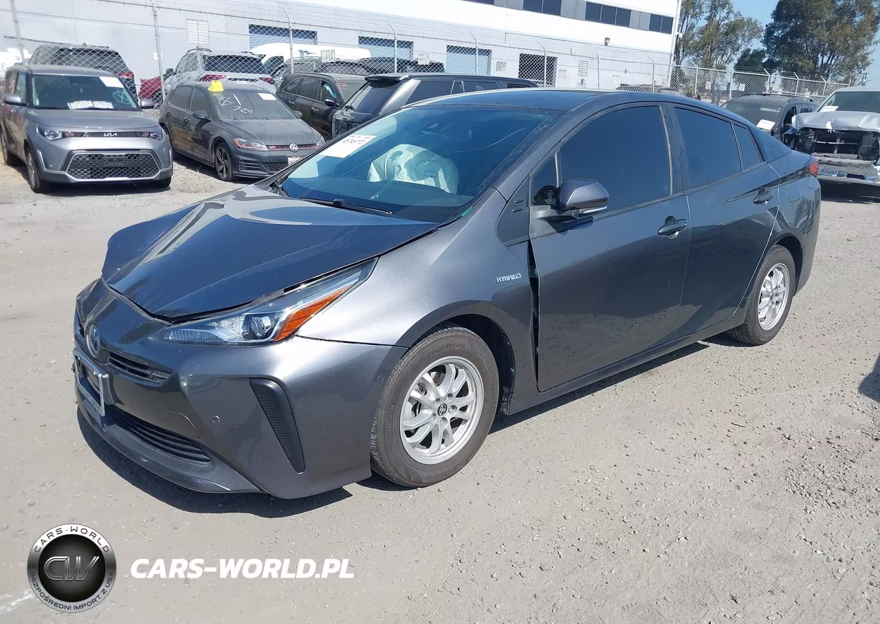 2021 Toyota Prius Le VIN:JTDKAMFU2M3138618 - 2