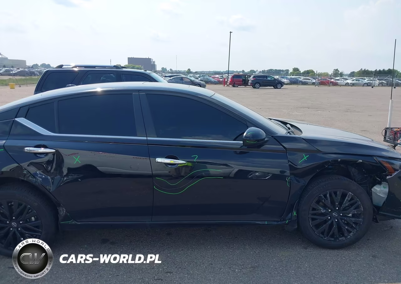 2025 Nissan Altima Sv Awd VIN:1N4BL4DWXSN420270 - 13