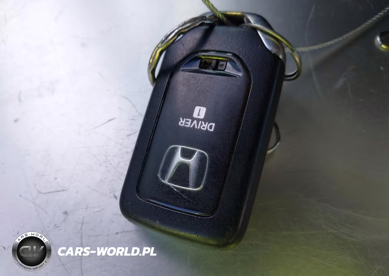 2019 Honda Accord Touring 2.0T VIN:1HGCV2F9XKA024966 - 11