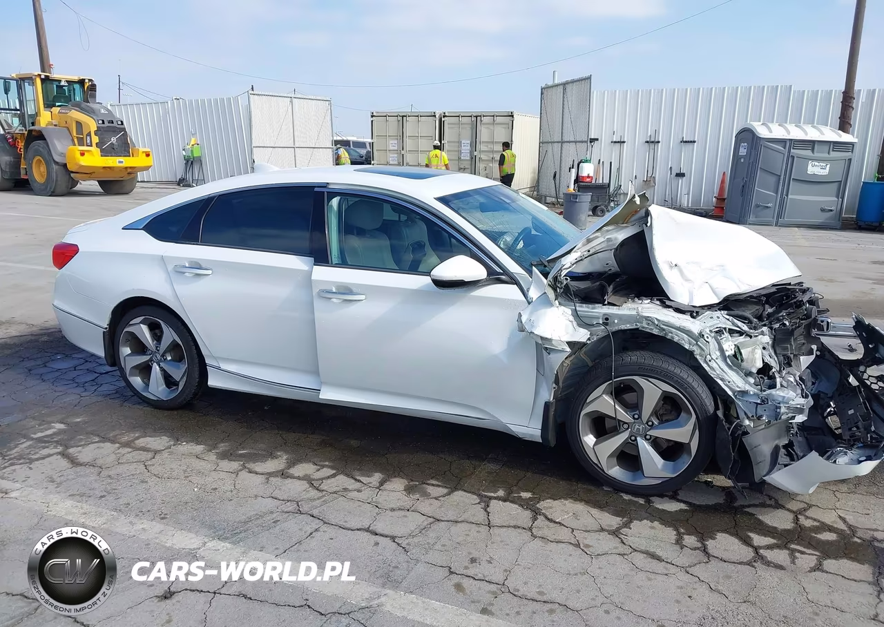 2019 Honda Accord Touring 2.0T VIN:1HGCV2F9XKA024966 - 13