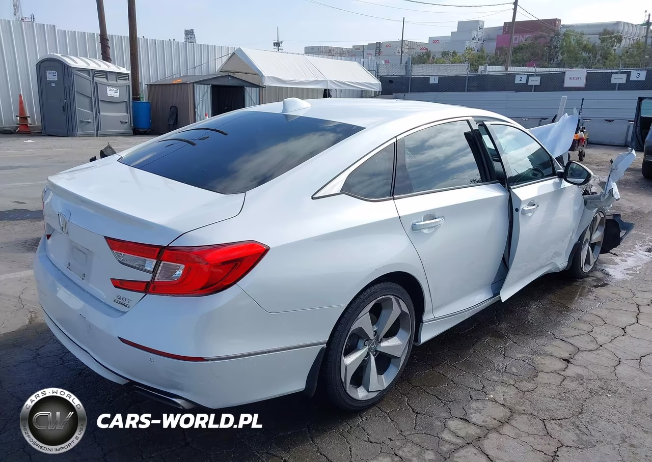 2019 Honda Accord Touring 2.0T VIN:1HGCV2F9XKA024966 - 4