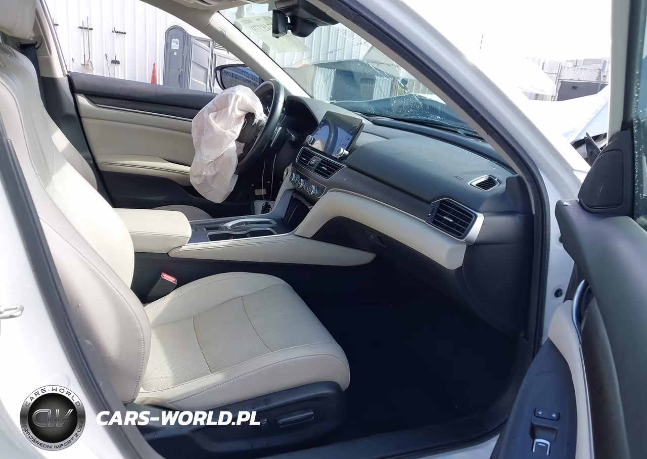2019 Honda Accord Touring 2.0T VIN:1HGCV2F9XKA024966 - 5