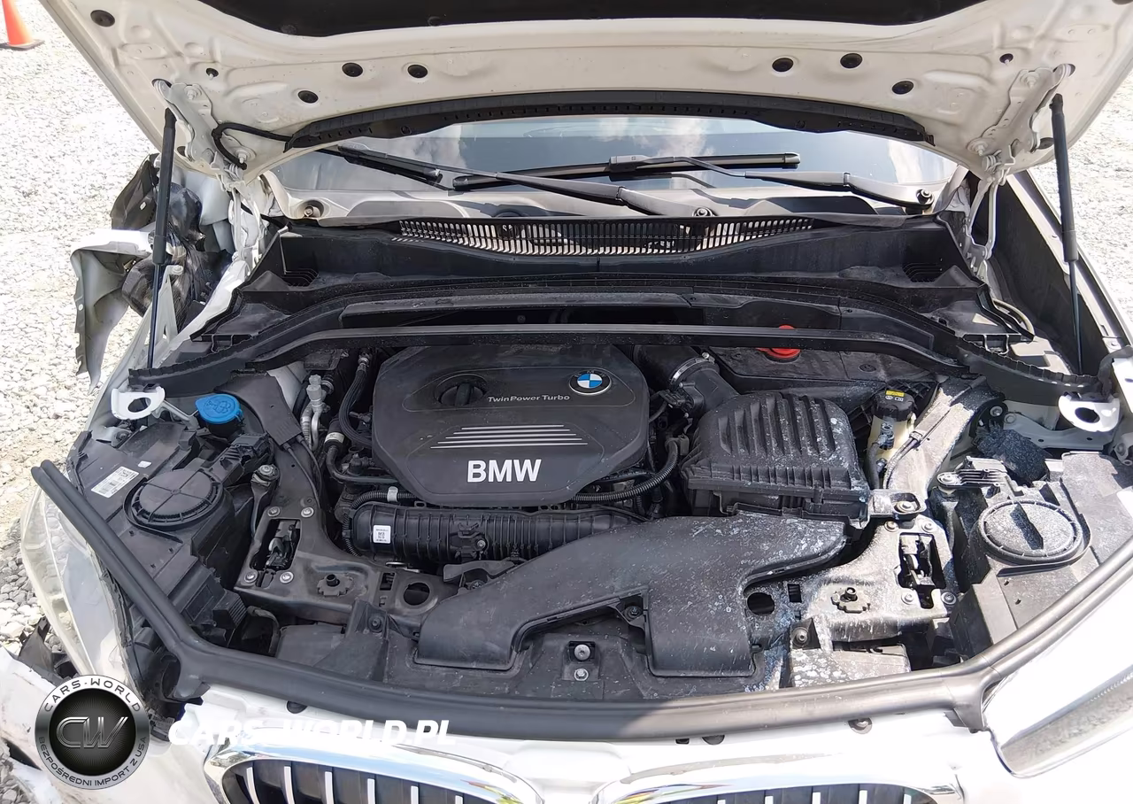 2018 BMW X1 Sdrive28I VIN:WBXHU7C30J5H43077 - 10
