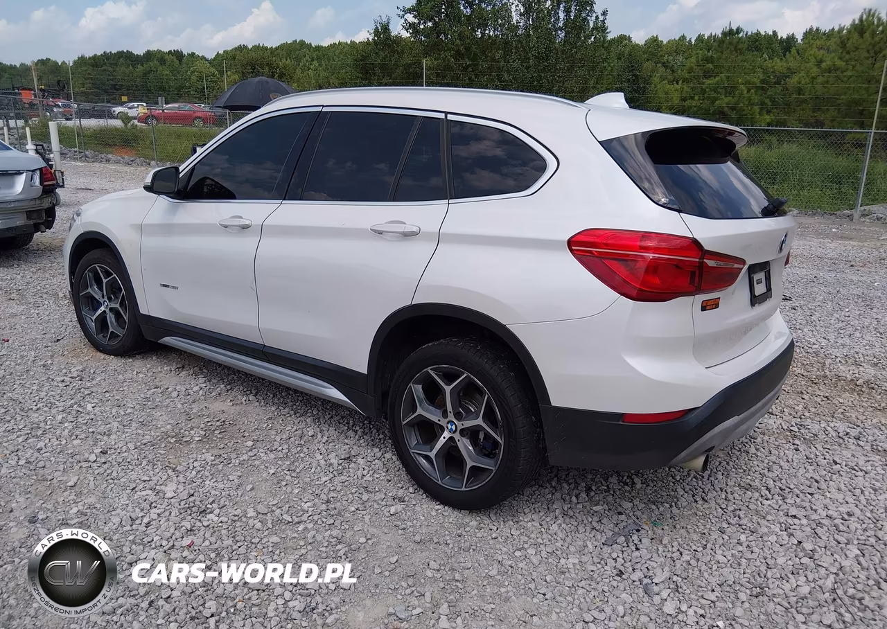 2018 BMW X1 Sdrive28I VIN:WBXHU7C30J5H43077 - 3