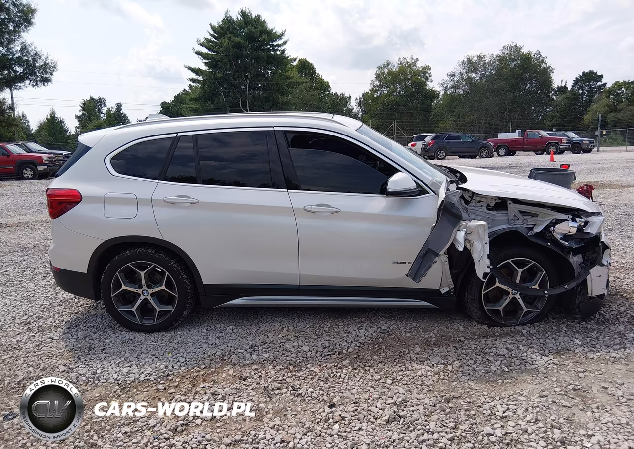 2018 BMW X1 Sdrive28I VIN:WBXHU7C30J5H43077 - 6