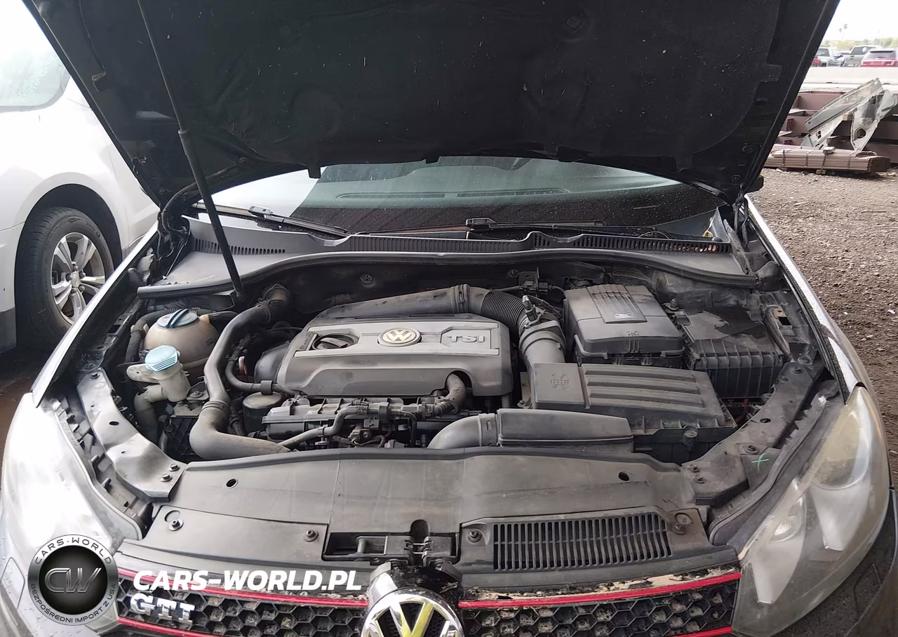 2010 Volkswagen Gti 4-Door VIN:WVWHV7AJ0AW236912 - 10
