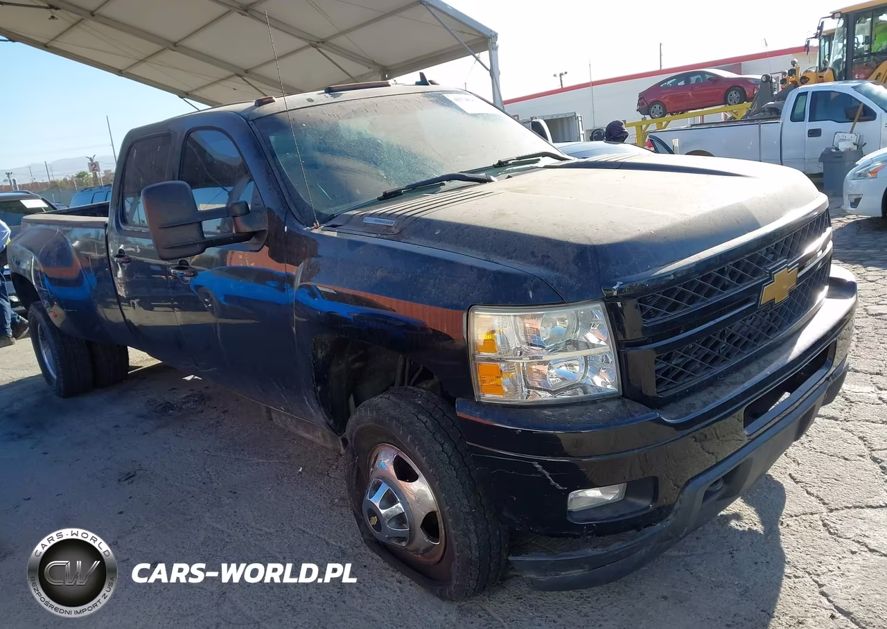 2013 Chevrolet Silverado 3500Hd Ltz VIN:1GC4K1C82DF141707 - 1