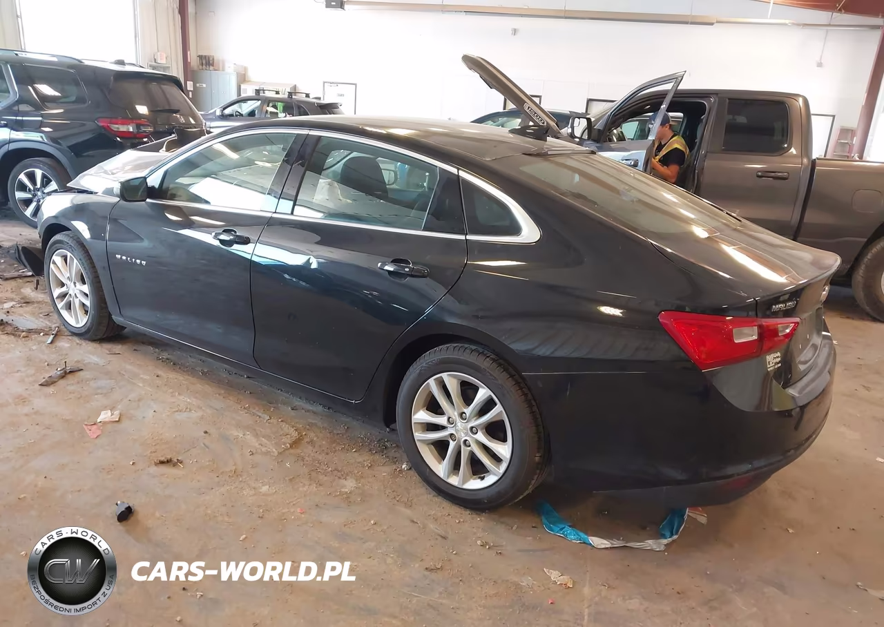 2018 Chevrolet Malibu Lt VIN:1G1ZD5ST8JF206643 - 3