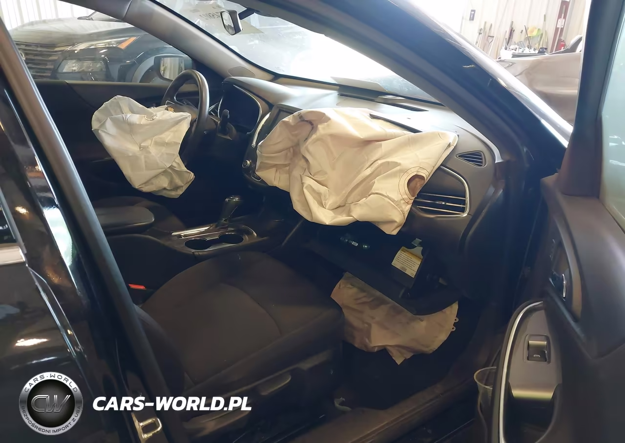 2018 Chevrolet Malibu Lt VIN:1G1ZD5ST8JF206643 - 5