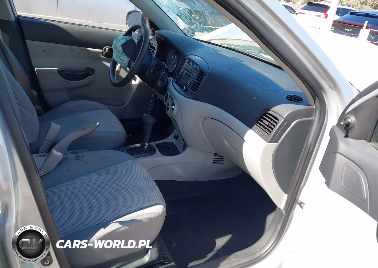 2011 Hyundai Accent Gls VIN:KMHCN4AC4BU586241 - 5