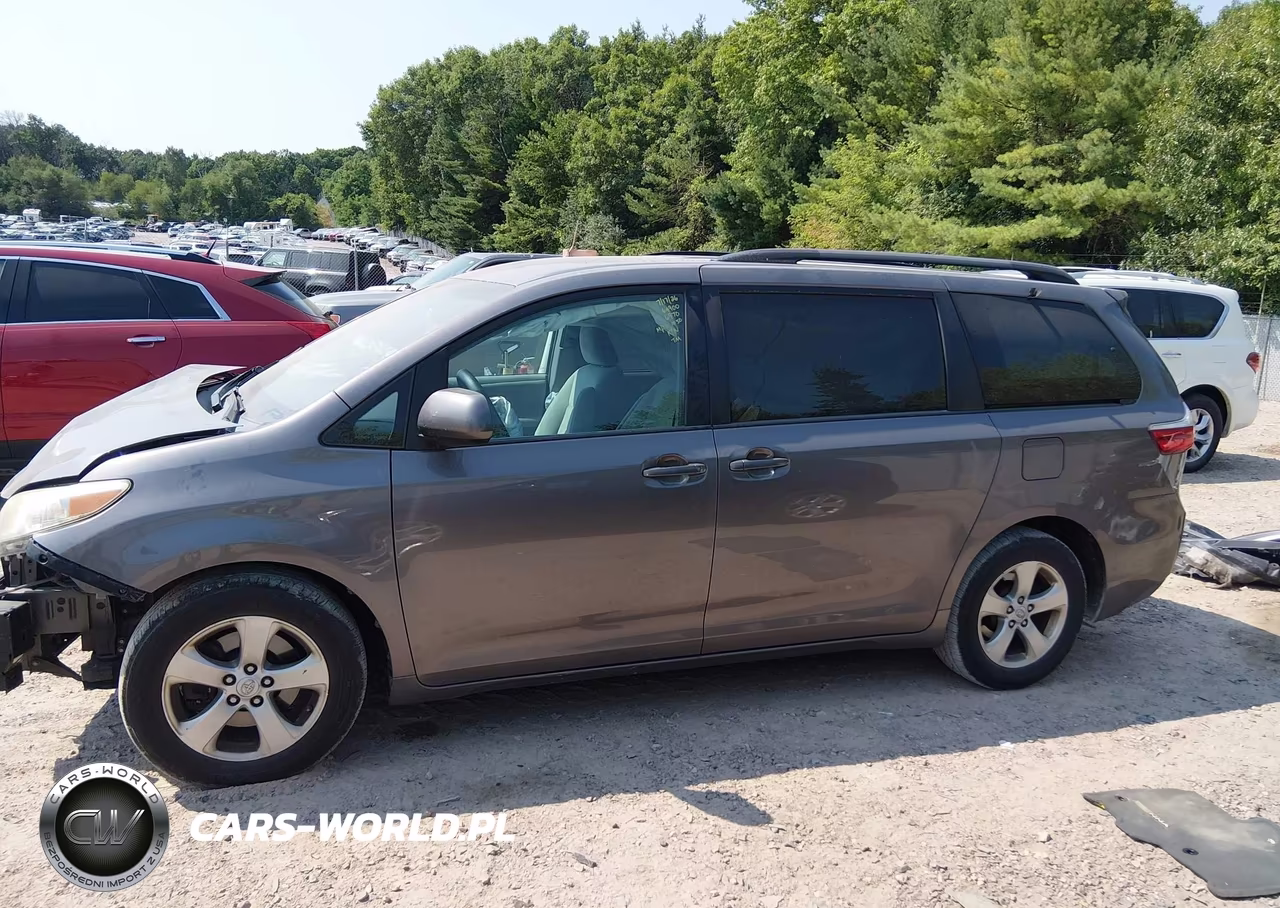 2016 Toyota Sienna Le 8 Passenger VIN:5TDKK3DCXGS756970 - 15