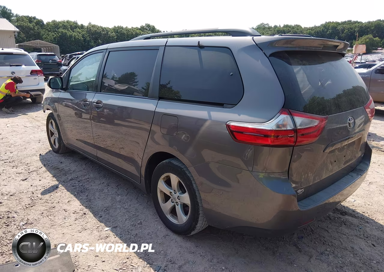 2016 Toyota Sienna Le 8 Passenger VIN:5TDKK3DCXGS756970 - 3