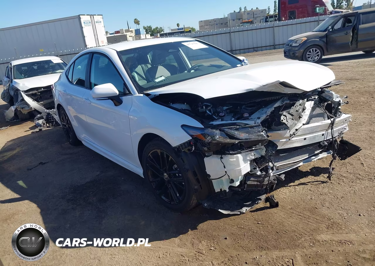 2026 Toyota Camry Se – zdjęcie 1 z 16