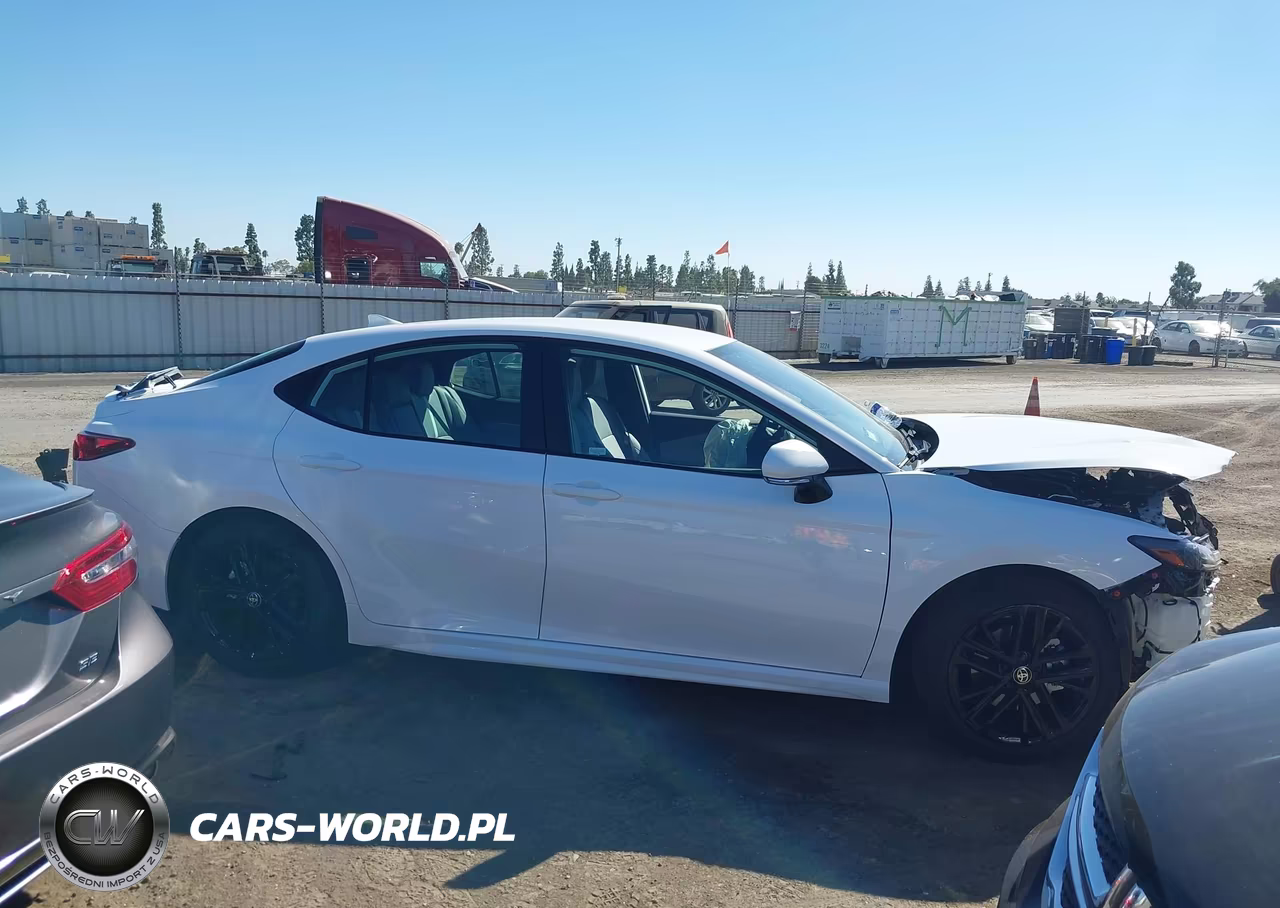 2026 Toyota Camry Se VIN:4T1DAACK7TU764048 - 13