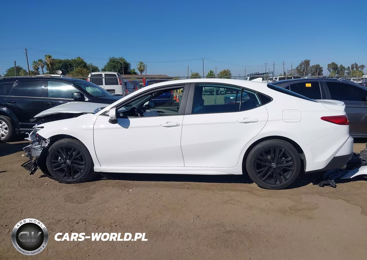 2026 Toyota Camry Se VIN:4T1DAACK7TU764048 - 14