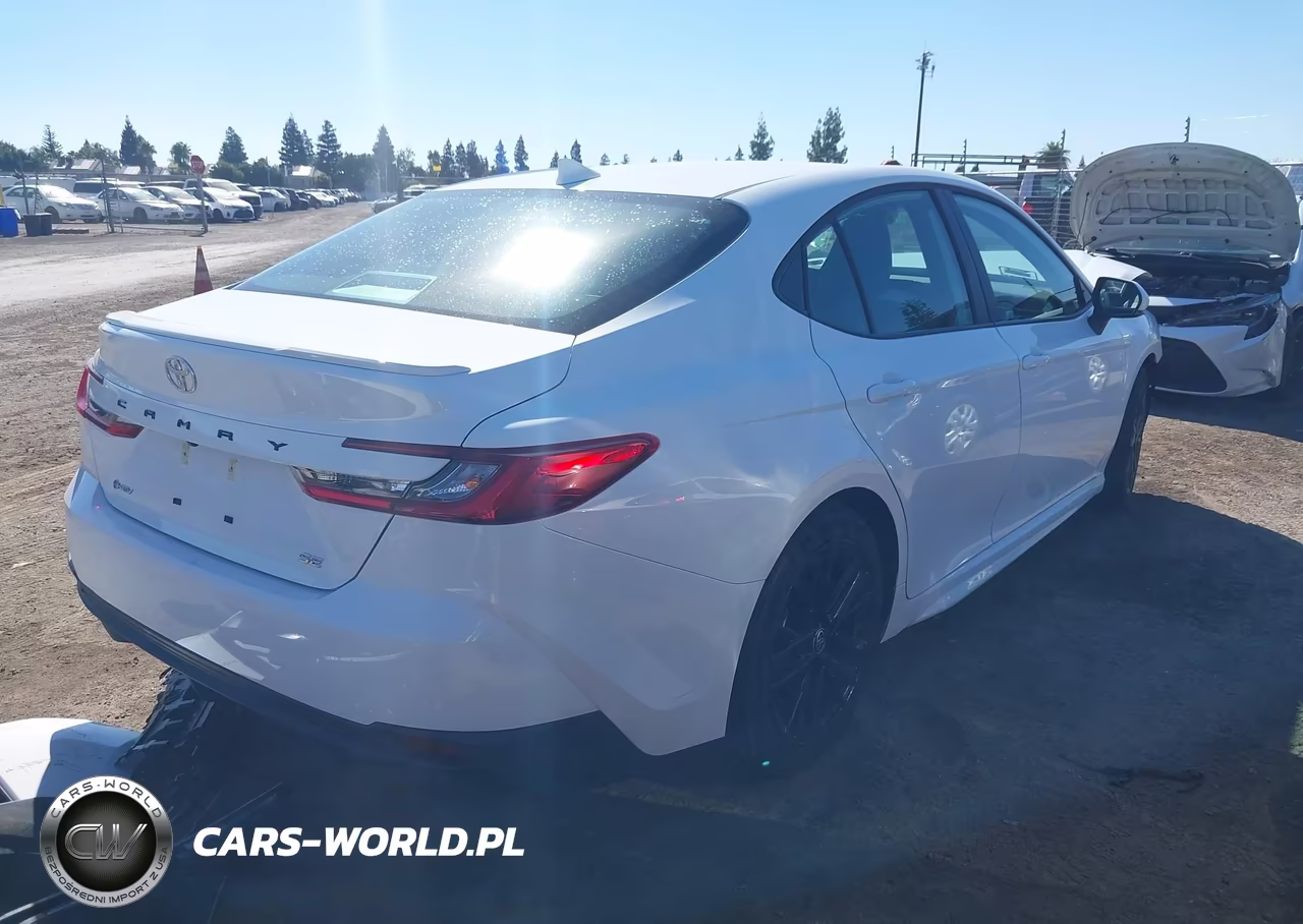 2026 Toyota Camry Se VIN:4T1DAACK7TU764048 - 4