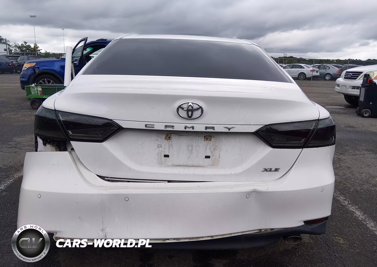 2018 Toyota Camry Xle VIN:4T1B11HK1JU041258 - 16