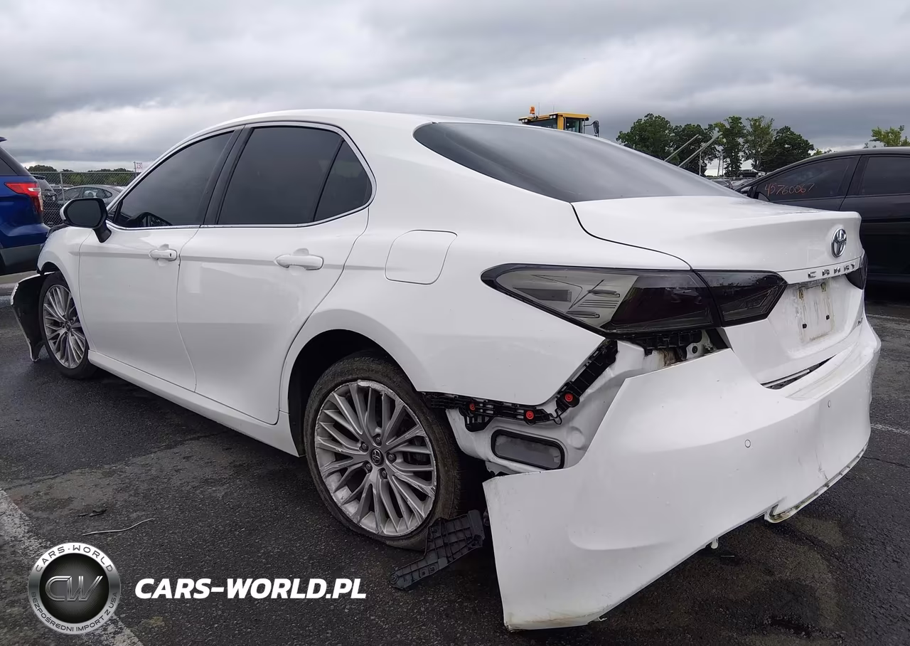 2018 Toyota Camry Xle VIN:4T1B11HK1JU041258 - 3