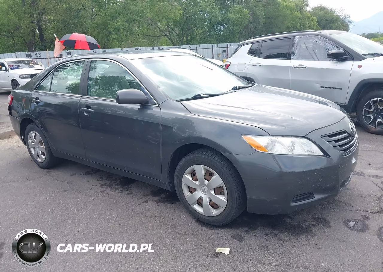 2008 Toyota Camry Le – zdjęcie 1 z 12
