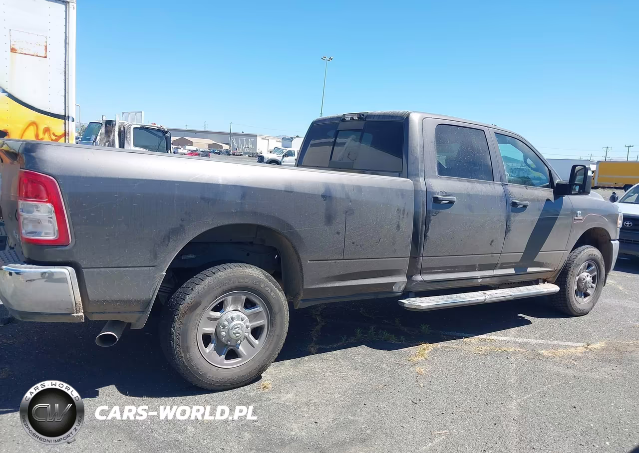 2023 Ram 3500 Tradesman 4X4 8' Box VIN:3C63R3GL5PG510166 - 14