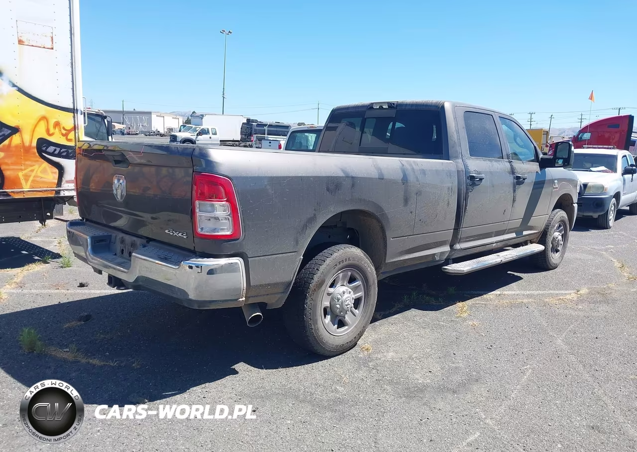 2023 Ram 3500 Tradesman 4X4 8' Box VIN:3C63R3GL5PG510166 - 4
