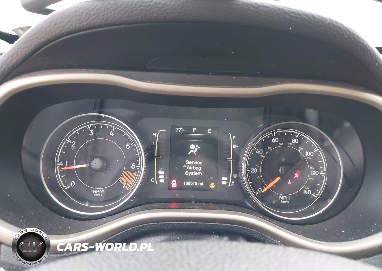 2015 Jeep Cherokee Latitude VIN:1C4PJMCB6FW633138 - 7