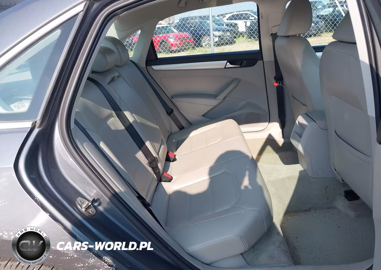 2012 Volkswagen Passat 2.5L Se VIN:1VWBH7A30CC047905 - 8