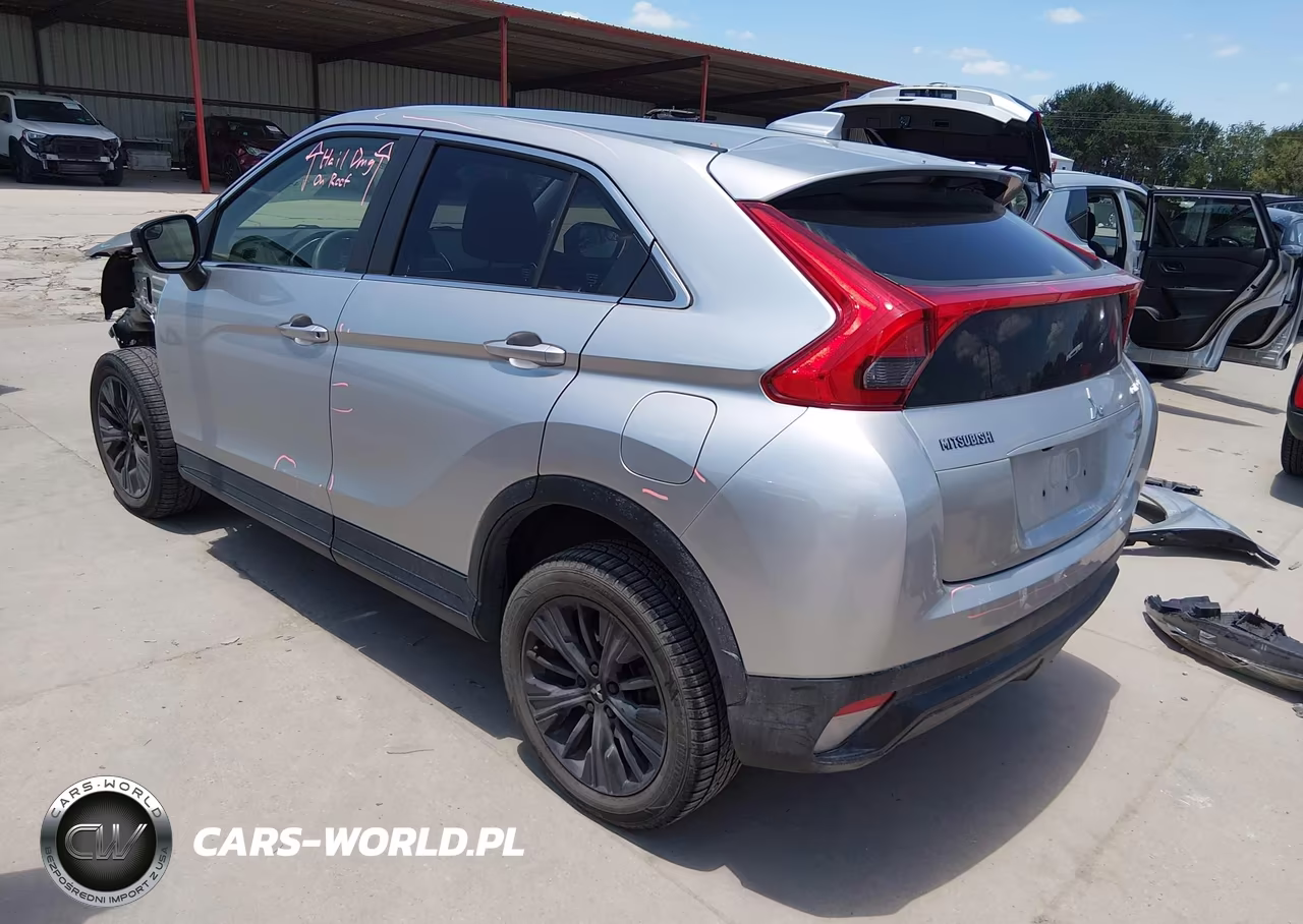 2018 Mitsubishi Eclipse Cross Le VIN:JA4AT4AA8JZ046564 - 3