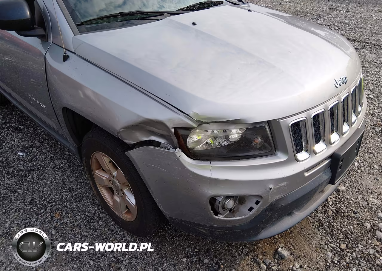 2014 Jeep Compass Sport VIN:1C4NJCBA9ED843771 - 6