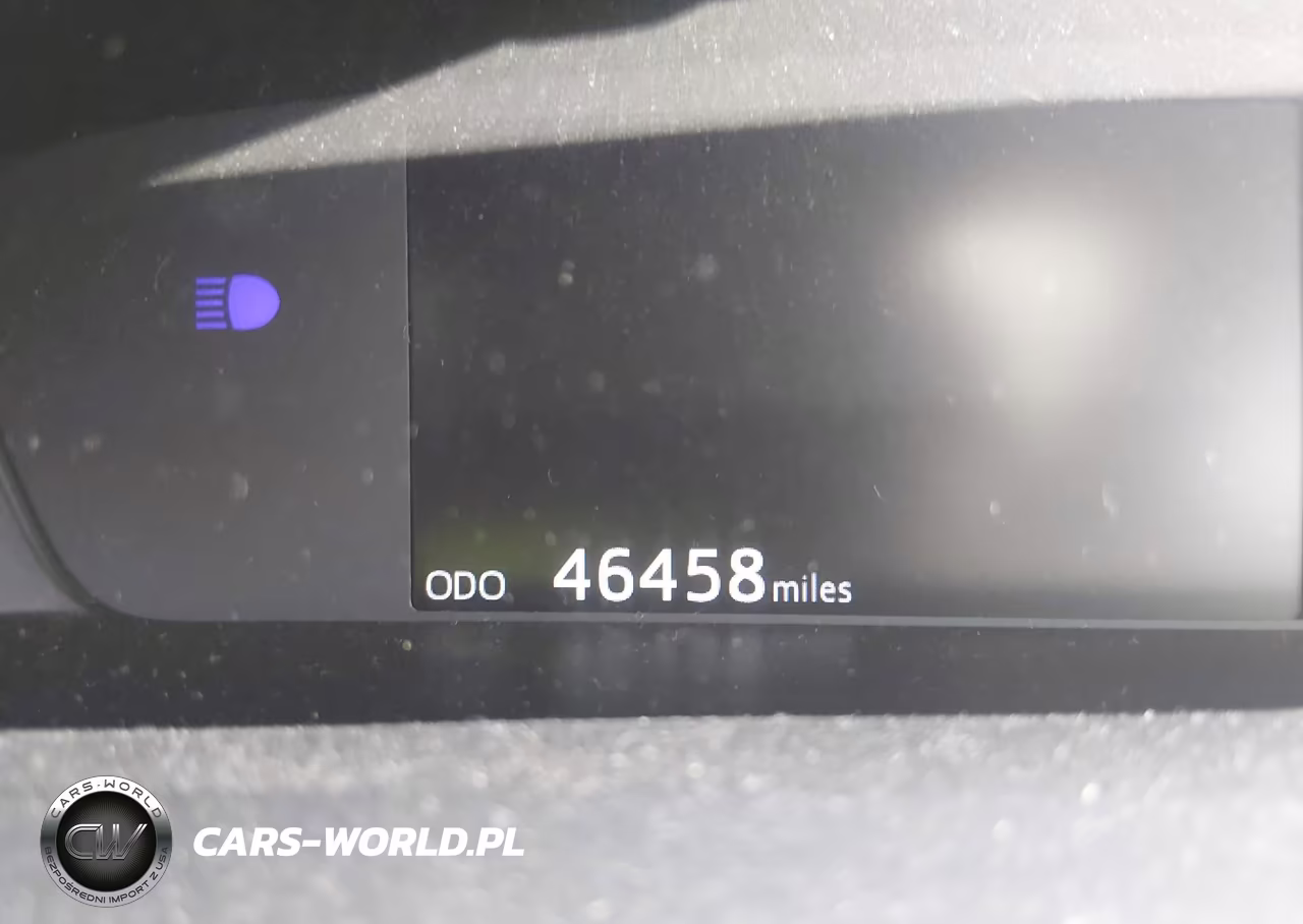 2019 Toyota Prius Limited VIN:JTDKARFU1K3072167 - 15