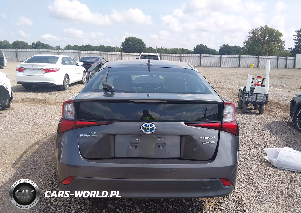 2019 Toyota Prius Limited VIN:JTDKARFU1K3072167 - 16