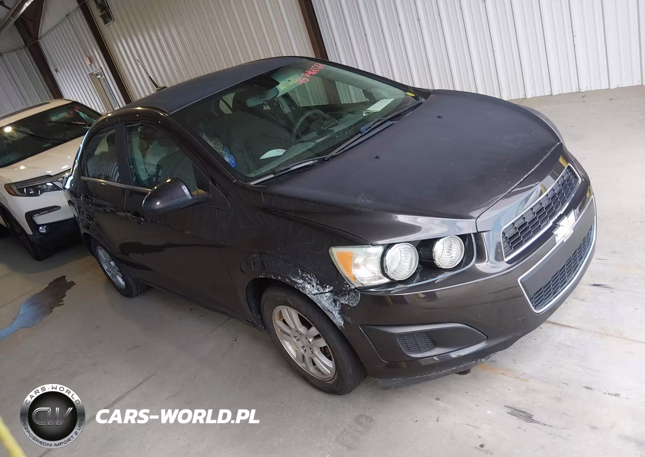 2013 Chevrolet Sonic Lt Manual – zdjęcie 1 z 12