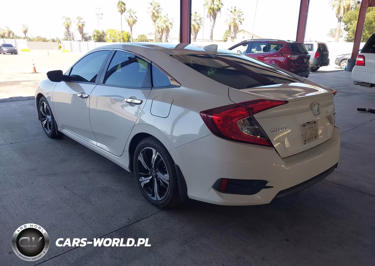 2017 Honda Civic Touring VIN:19XFC1F94HE203182 - 3