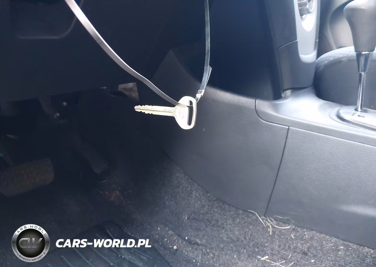 2008 Toyota Yaris VIN:JTDBT923181288628 - 11