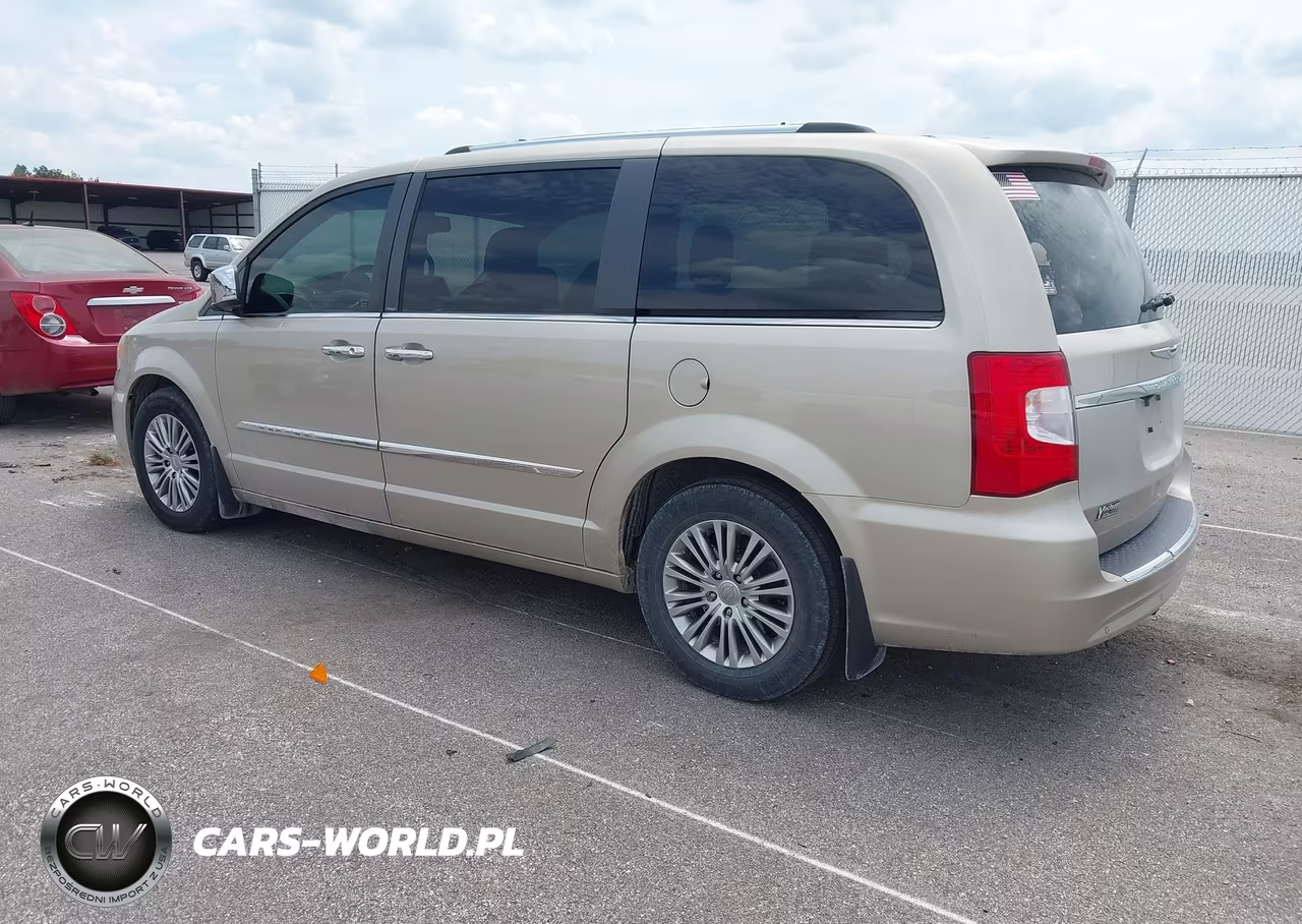 2013 Chrysler Town & Country Limited VIN:2C4RC1GG3DR595929 - 3