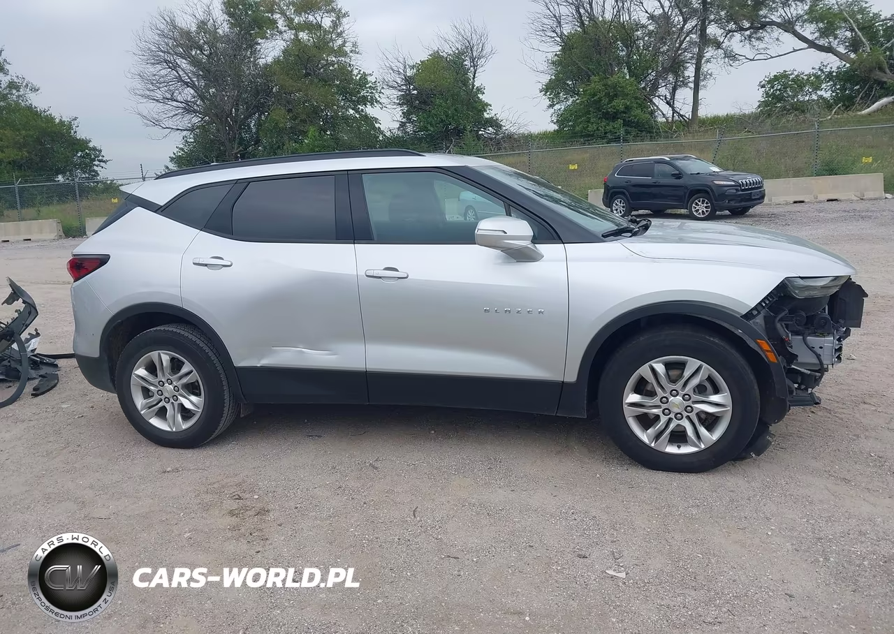 2019 Chevrolet Blazer VIN:3GNKBGRS4KS682030 - 14