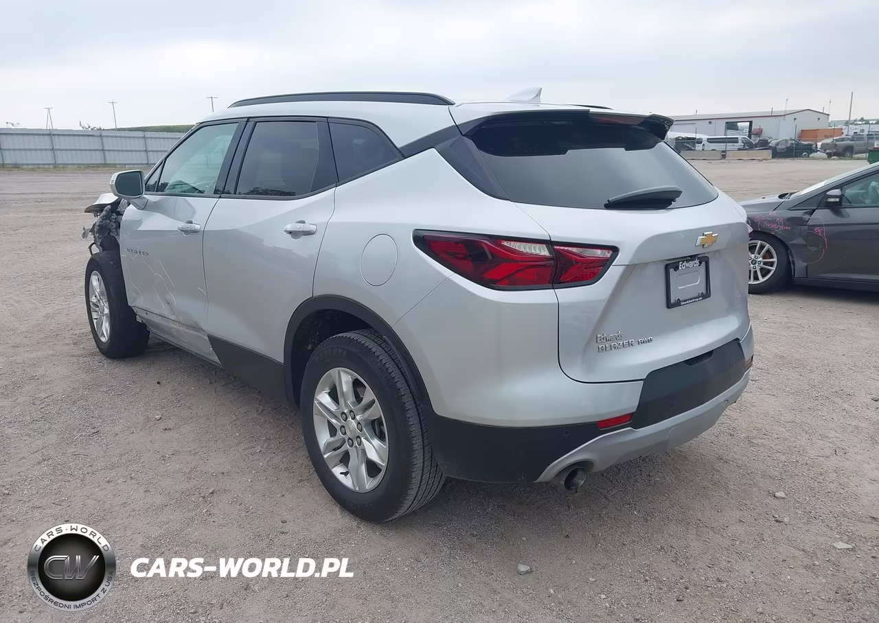 2019 Chevrolet Blazer VIN:3GNKBGRS4KS682030 - 3