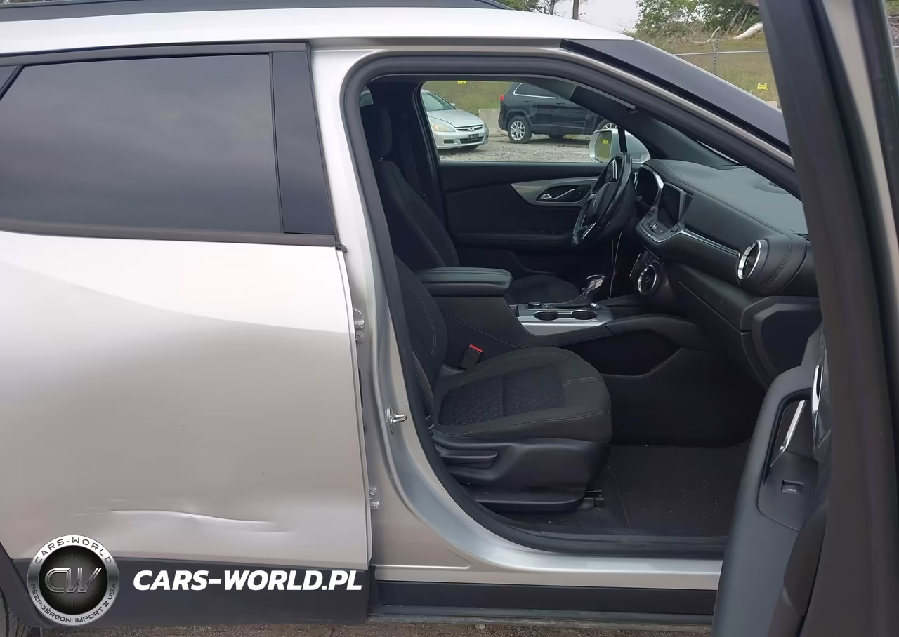 2019 Chevrolet Blazer VIN:3GNKBGRS4KS682030 - 5