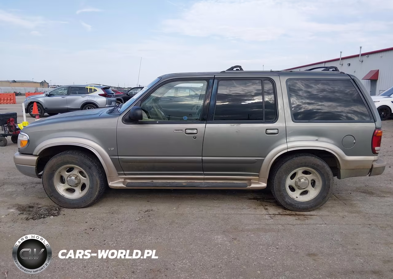 2001 Ford Explorer Eddie Bauer VIN:1FMZU84P31UB51955 - 15