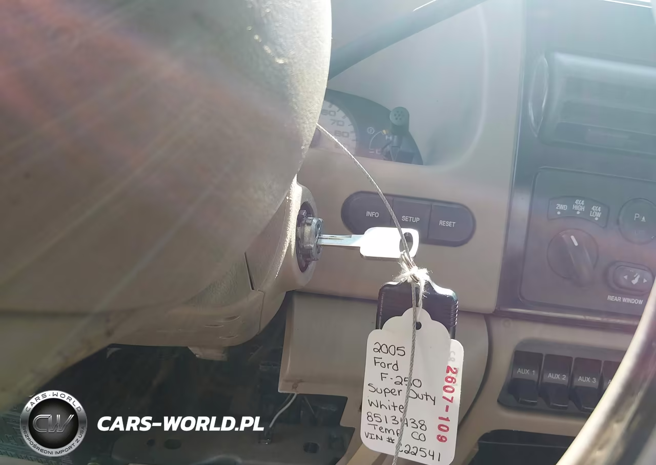 2005 Ford F-250 Lariat-Xl-Xlt VIN:1FTSW21P15EC22541 - 11