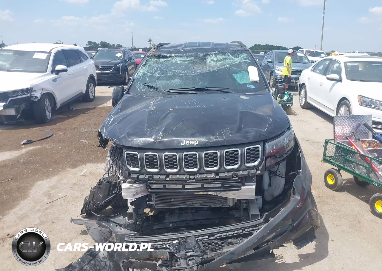 2025 Jeep Compass Latitude 4X4 VIN:3C4NJDBN6ST601969 - 11