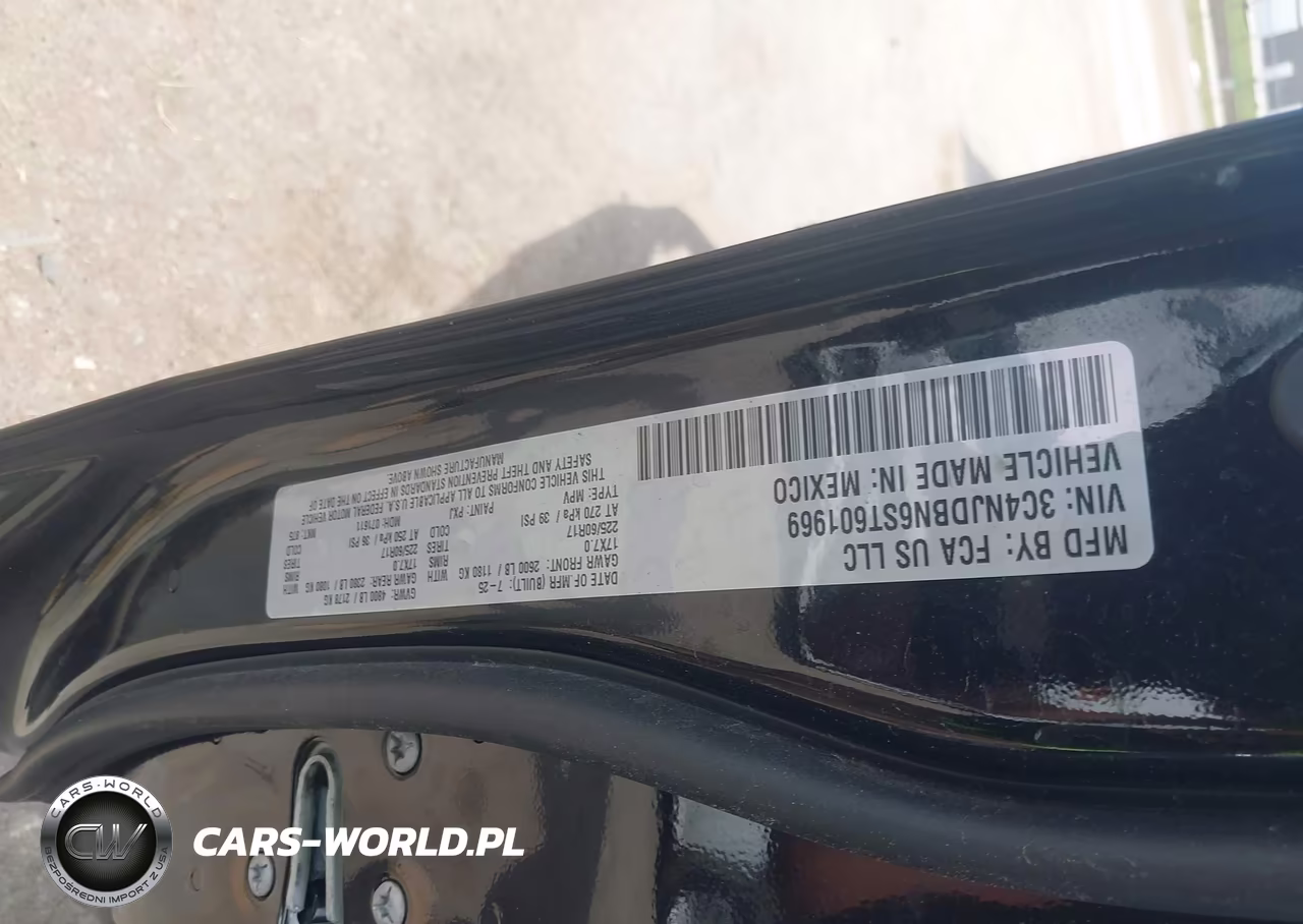 2025 Jeep Compass Latitude 4X4 VIN:3C4NJDBN6ST601969 - 8
